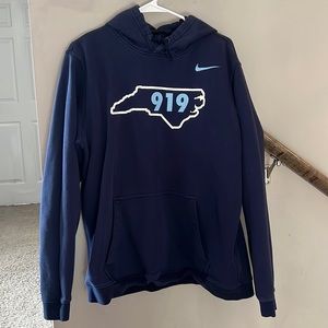 Men’s North Carolina hoodie